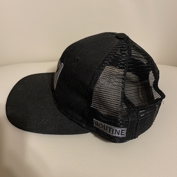 Men’s Routine Baseball black hat - Picture 6 of 8